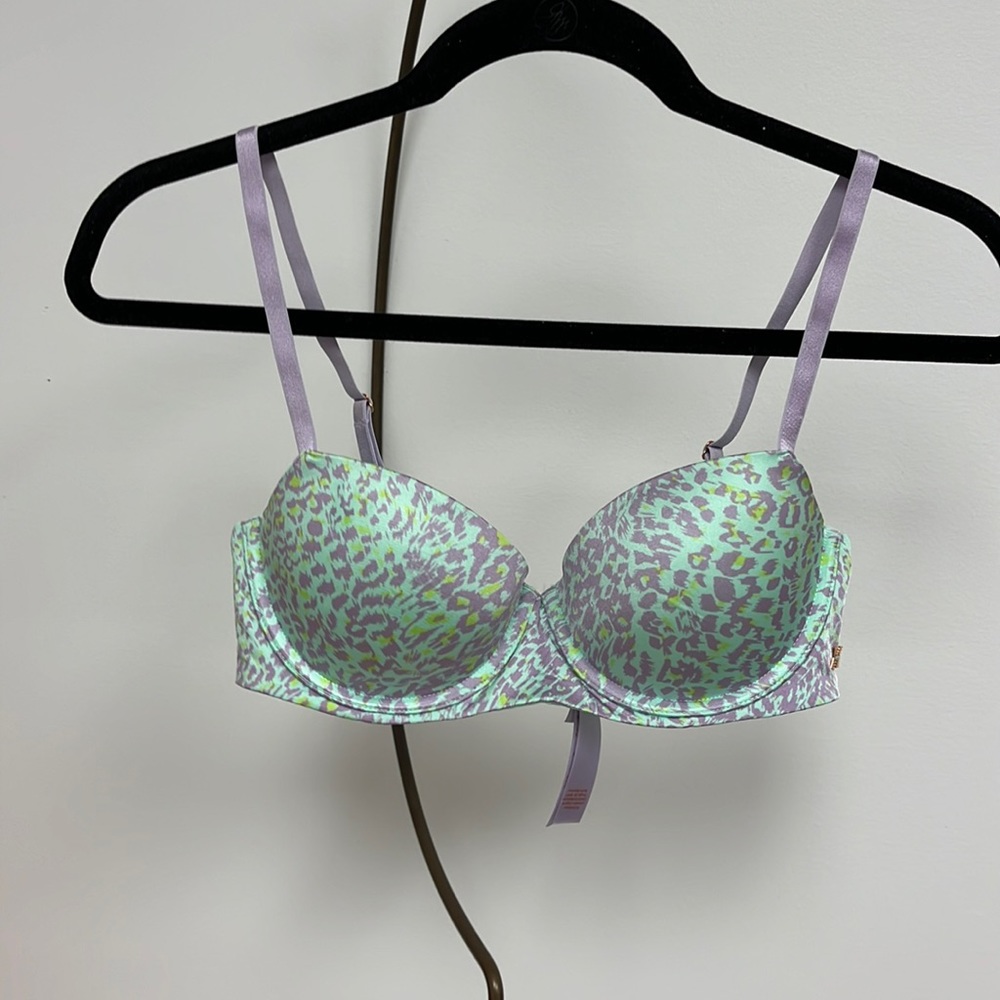 Savage tshirt bra